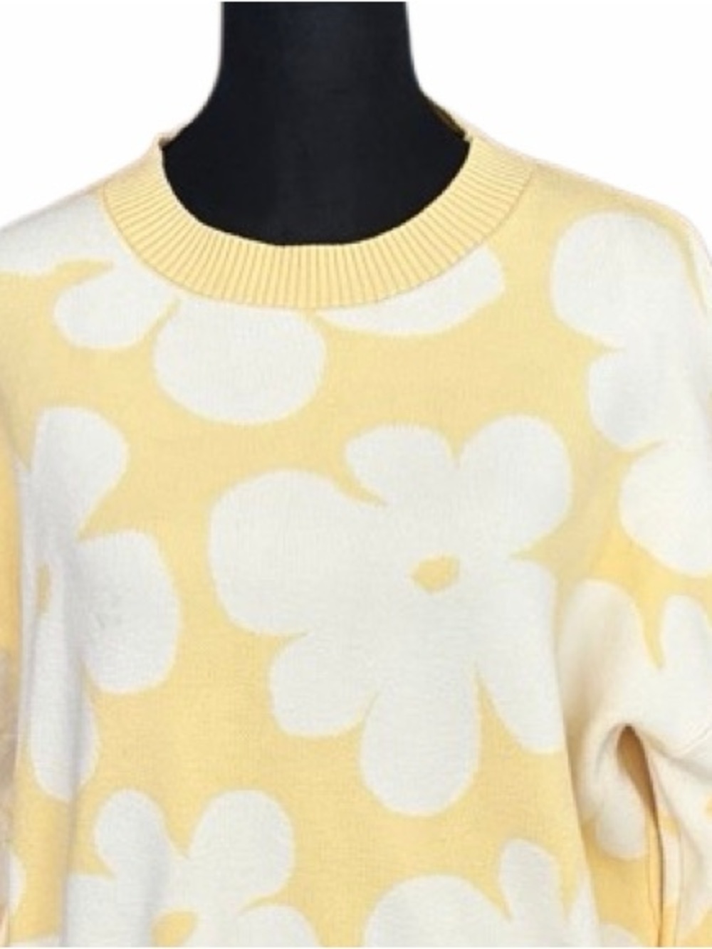 DEBUT floral knit pullover crew neck sweater size Large. - Picture 3 of 7